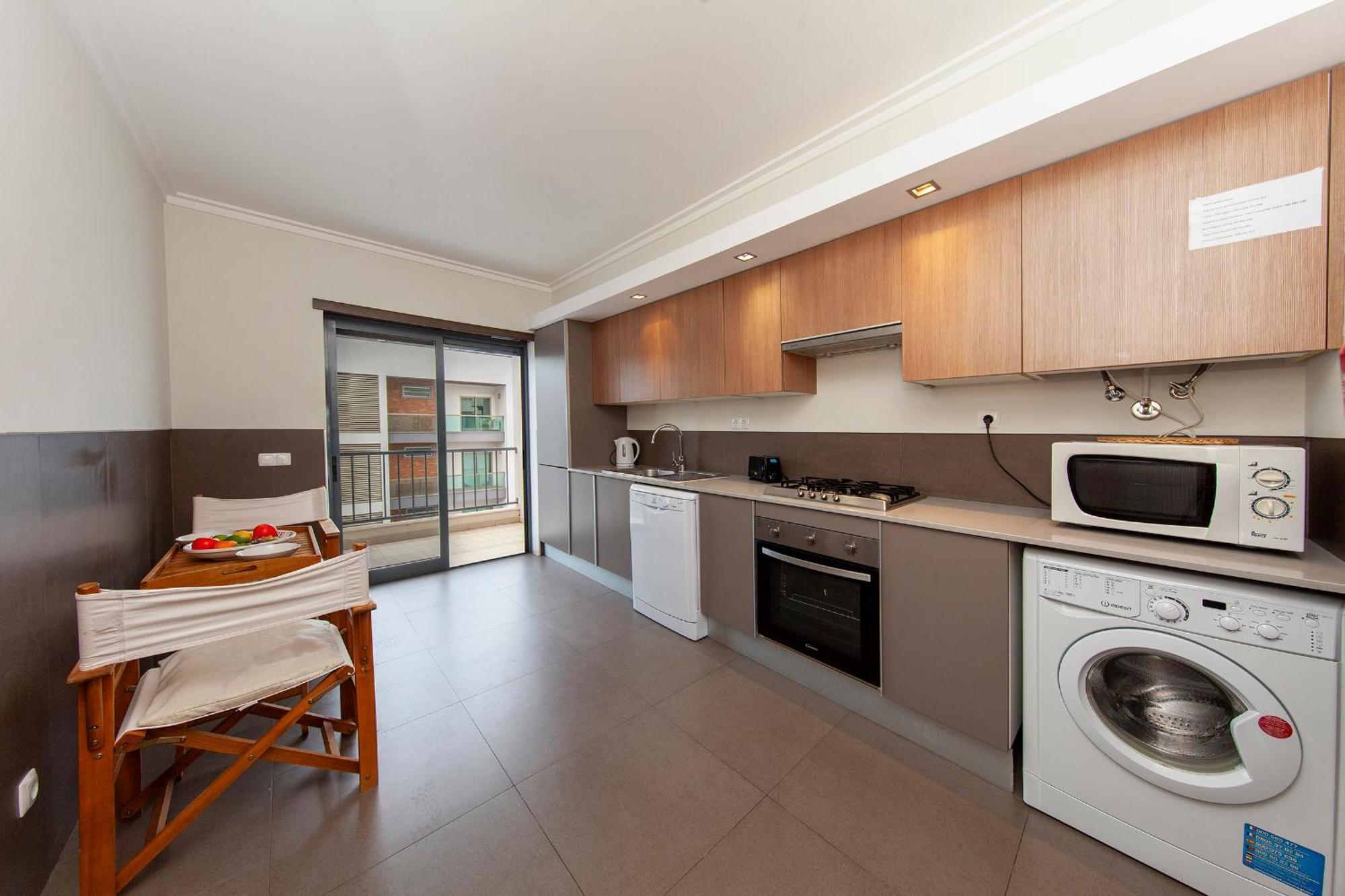 B04 - Luxury 2 Bed W Terrace Pool Lejlighed Lagos Eksteriør billede